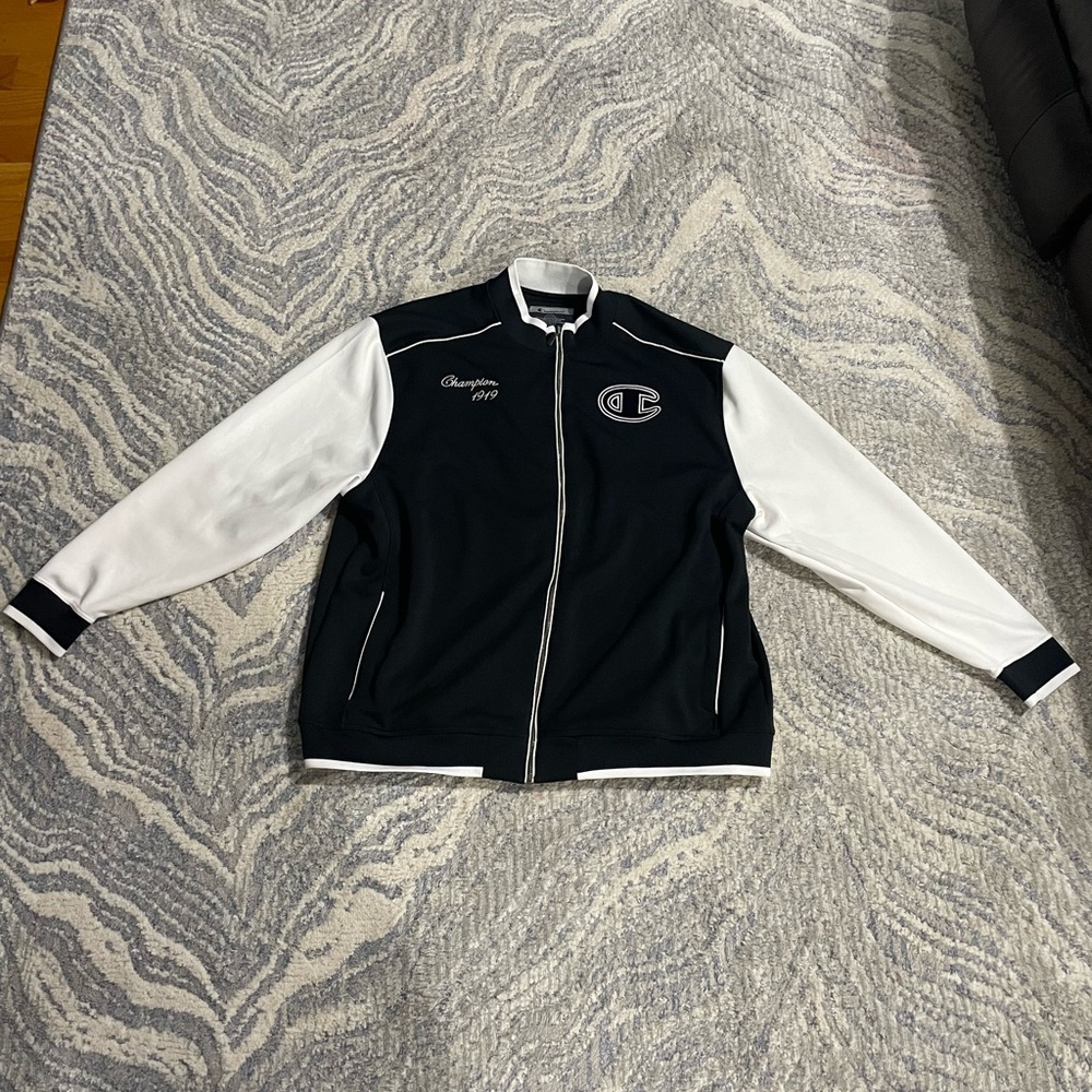 Unique rare champion zip up sweatshirt jacket black and white 1919